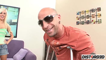 Friendly neighbor just wants to fuck john strong smashing brittany amber for distorded