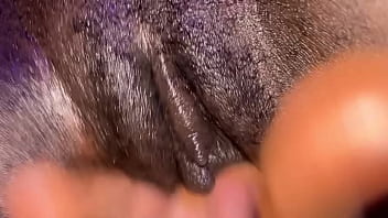 I beat her pussy up made her squirt 12 times vibrator vs bbc