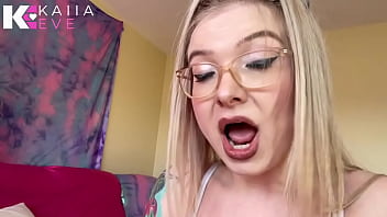 Cnc all you are good for is your tongue & being used slut