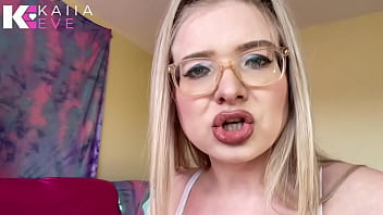 Cnc all you are good for is your tongue & being used slut