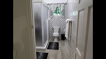 Slim thick ebony girl showering performance almost turned into a dangerous big squeeze mastermeat1