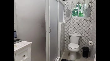 Slim thick ebony girl showering performance almost turned into a dangerous big squeeze mastermeat1