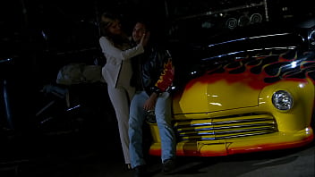 Night fuck on the car hood ending with a huge cumshot on the girl's voluptuous body