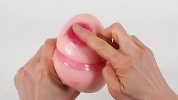 カズノコ天井をリアルに再現！　プルプル柔らかな膣壁が吸い付いてゾリ…っとチンポを刺激