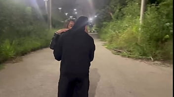 Esposa faz solteiro fica louco de tesão com um esfregar esfregar transando bem gostoso sem camisinha