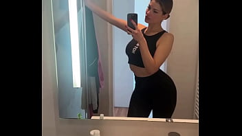 Debout 8h go sport bonne journée les chéris