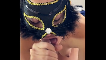 I suck my neighbor until i left him dry