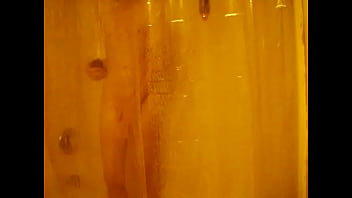 Solo shower