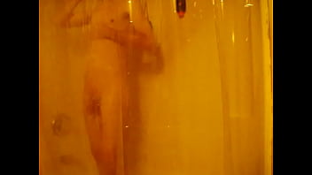 Solo shower