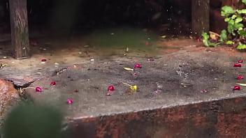 ’i'm fond of music and like to listen to it for it helps me to have good relaxation