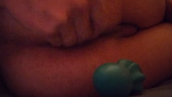 Gaping my hole with a ribbed plug