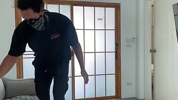 My girlfriend thrives on being bound and under my control