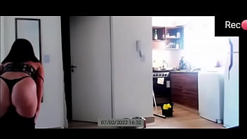 Camara Espia A Mi Prima thumbnail