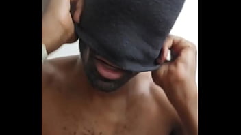 Quase carnaval e eu o último dos moicanos mandando essa tá valendo né