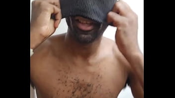 Quase carnaval e eu o último dos moicanos mandando essa tá valendo né