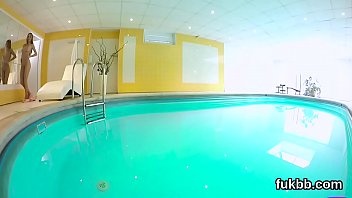 Unusual chick finger fucks slit and gets licked and fucked in pov