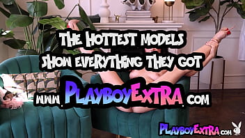 Big boobed nude muse introduces her freshly shaved pussy