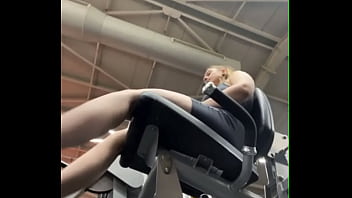 Masturbate in the gym