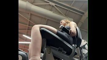 Masturbate in the gym
