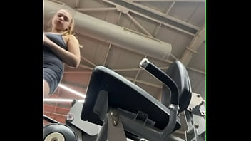 Masturbate in the gym