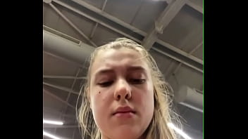 Masturbate in the gym