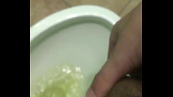 Pissing video