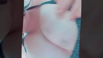 Ninfeta Atiçando Os Punheteiros No Zap thumbnail