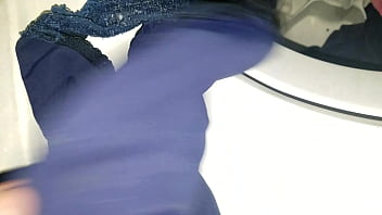 Tanga de encaje rico