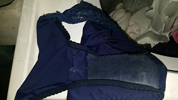 Tanga de encaje rico