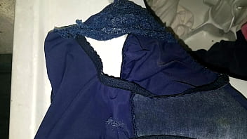 Tanga de encaje rico