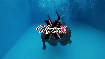 Libidinous maxine dildo fucks herself until she squirts so hard