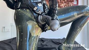 Mistressae's deepthroat spit & sweat play lesson 3