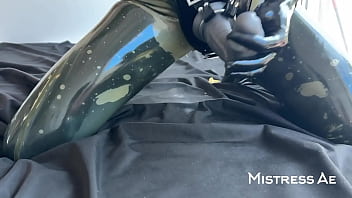 Mistressae's deepthroat spit & sweat play lesson 3