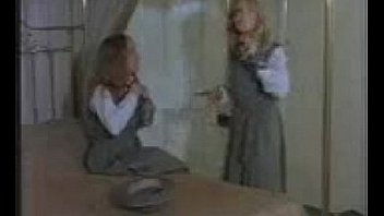 Classic teen threesome