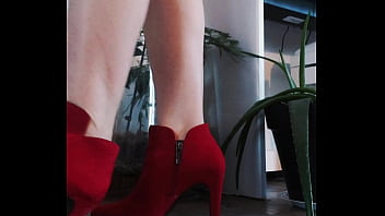 Petite video avec des talons rouge que je viens d'acheter vous en pensez