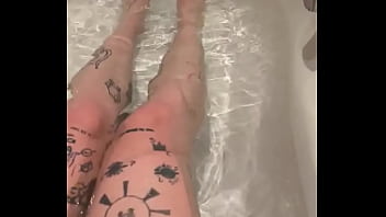 Quiero que me chupen los pies como si no hubiese mañana