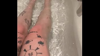 Quiero que me chupen los pies como si no hubiese mañana