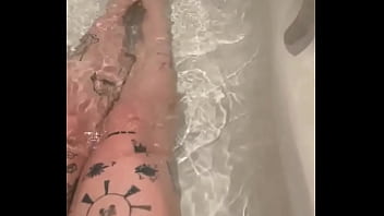 Quiero que me chupen los pies como si no hubiese mañana