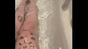 Quiero Que Me Chupen Los Pies Como Si No Hubiese Mañana thumbnail