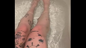 Quiero que me chupen los pies como si no hubiese mañana