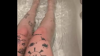 Quiero que me chupen los pies como si no hubiese mañana