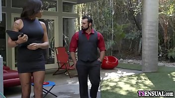 Realtor Shemale With Big Tits Anal Fucked By A Client thumbnail
