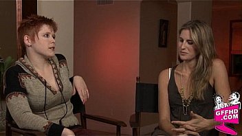 Sensual lesbains 0905