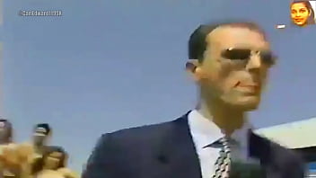 Domingo legal grupo banana split participando da prova da banheira