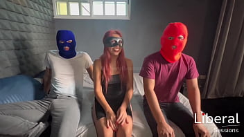 Amateur cuckold pareja swinger real jovencita viene a que la esposa hotwife sea follada frente a su cornudo