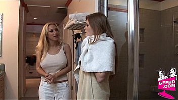 Girls who eat pussy 0092