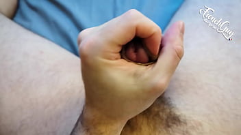 Fr mec francais baise sa meuf la prend & jouit dans sa chatte sérée mots doux & roleplay