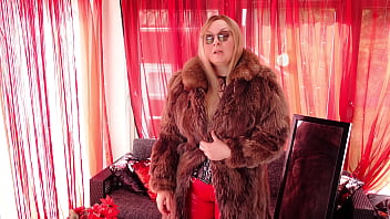 Try on red shiny pvc catsuit corset and natural long fur coat curvy milf arya grander