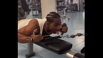 Entrenando pa cuando estrene “tussy pussy”