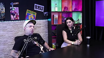 Bruna carlos e matheus caetano no top cast parte 1 a putaria que pegou fogo na mesa do podcast Bruna carlos e matheus caetano no top cast parte 1 a putaria que pegou fogo na mesa do podcast